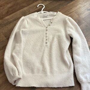 Blue Rain Women's Cream V-Neck Sweater